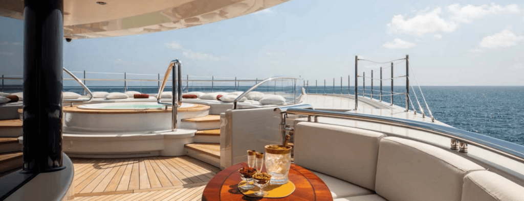 luxury yacht charter